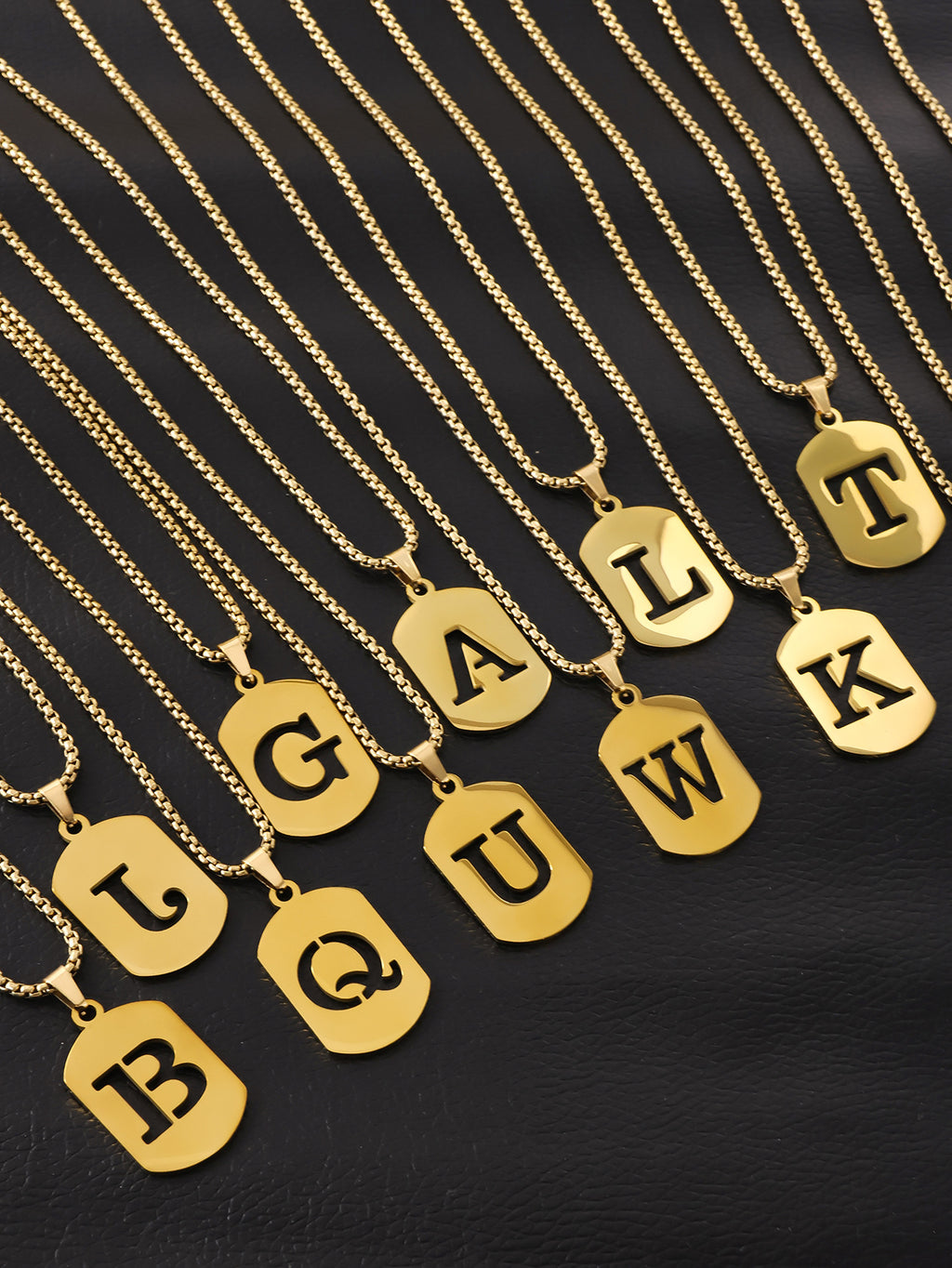 Europe and the United States cross-border hot 26 words English letter necklace fashion temperament Joker exquisite hanging jewelry factory wholesale