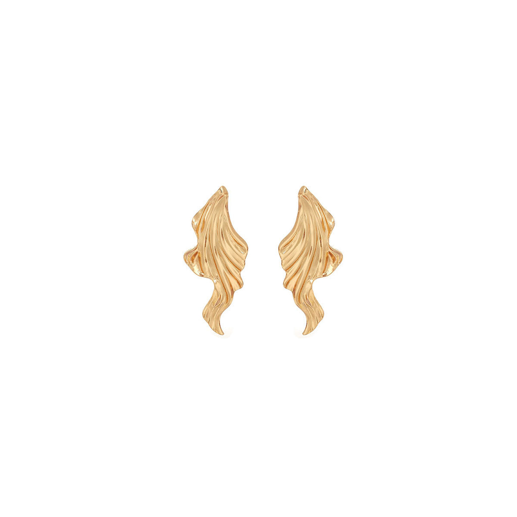 European and American light luxury high-end metal style simple personality earrings women's retro flower pearl hollow love earrings
