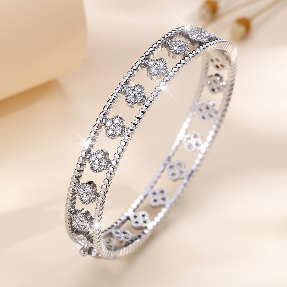 Classic Hollow Four-Leaf Clover Bracelet for Women with Open Clasp and Micro-Inlaid Zircon, a Popular Cross-Border Jewelry Item