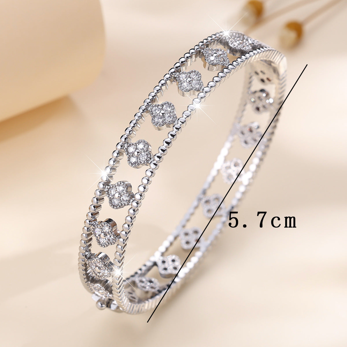 Classic Hollow Four-Leaf Clover Bracelet for Women with Open Clasp and Micro-Inlaid Zircon, a Popular Cross-Border Jewelry Item