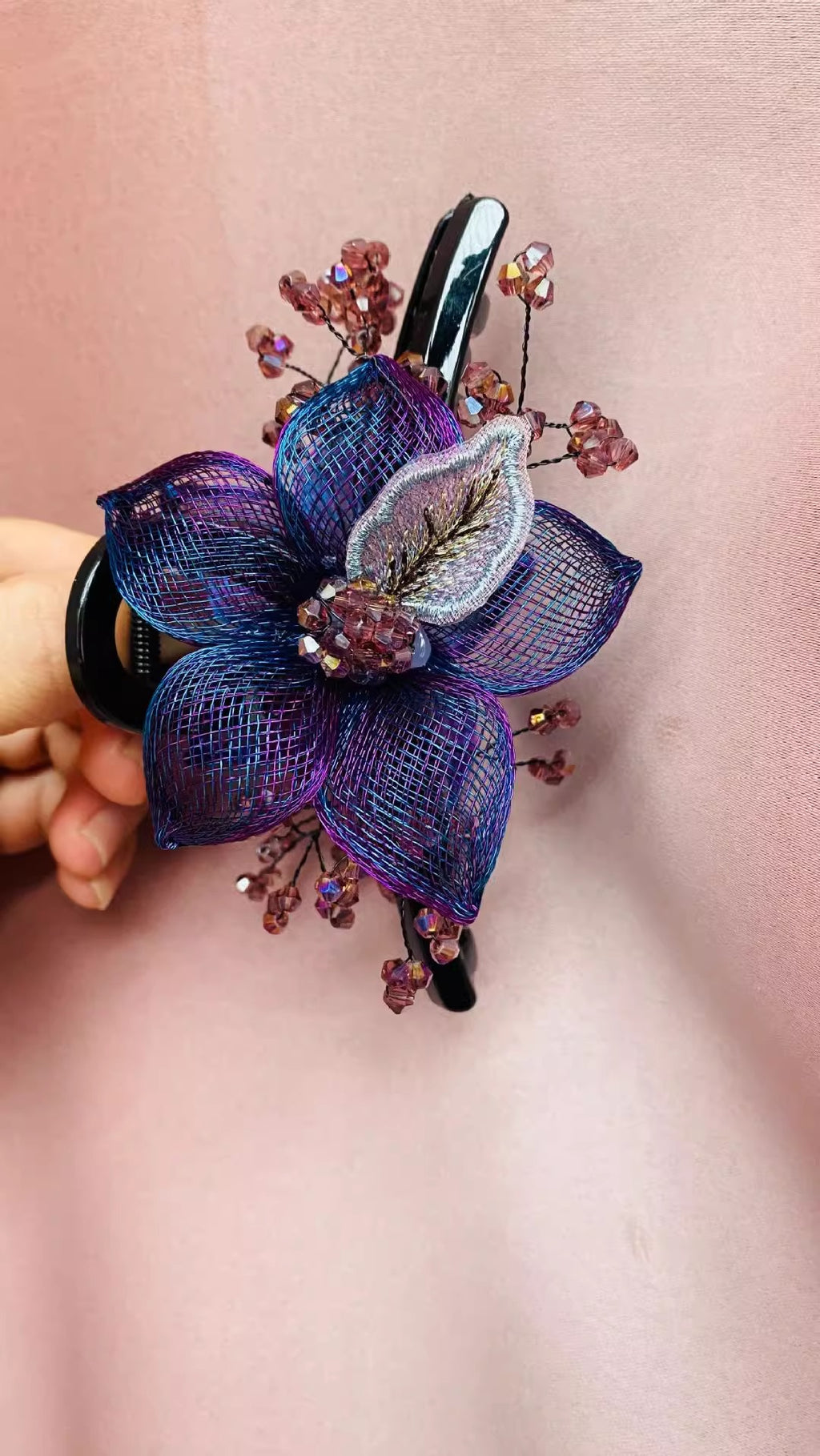 Korean-Style High-End Handmade Copper Wire Braided Flower Hair Clip, Plastic Resin Large Shark Clip for Updo at the Back of the Head