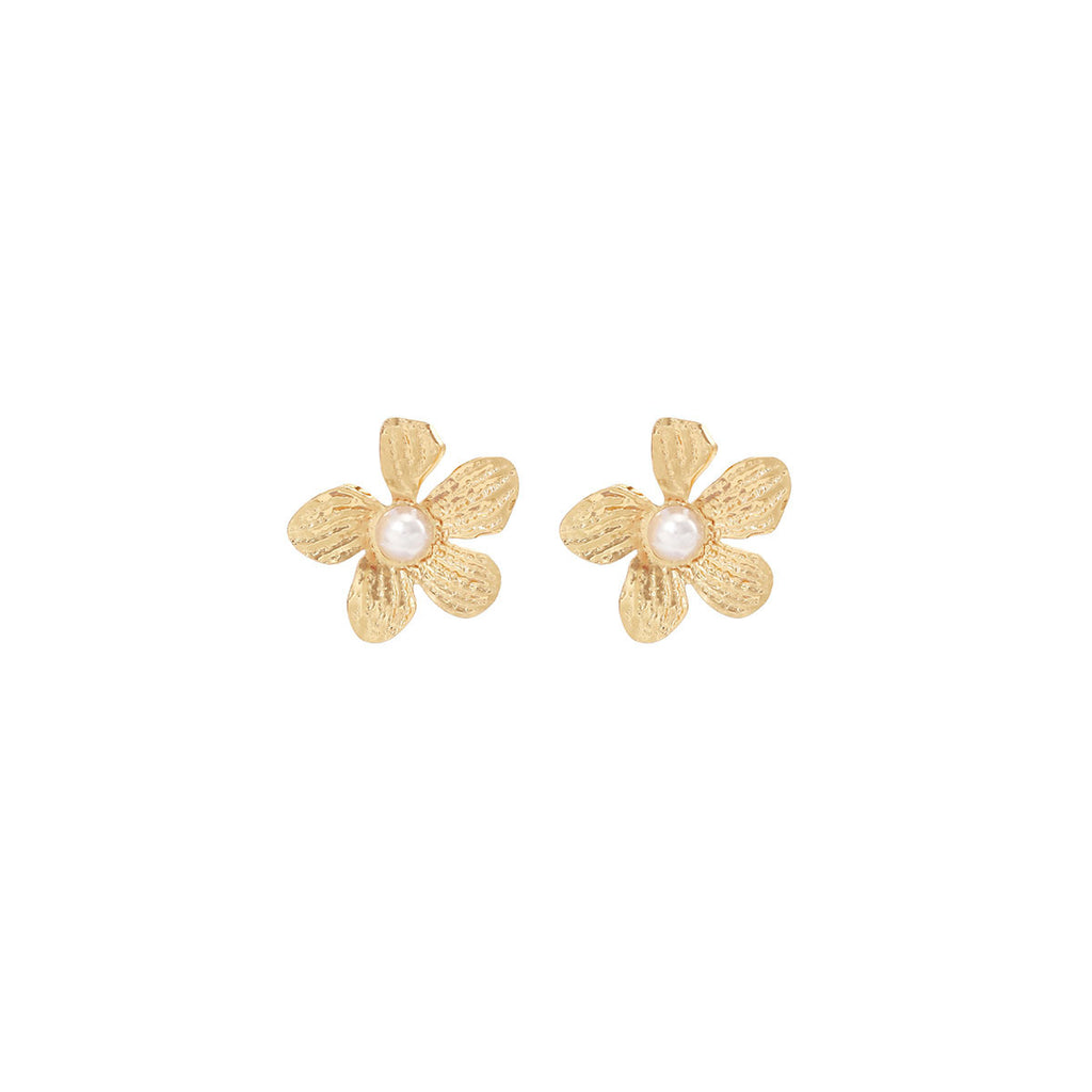 European and American light luxury high-end metal style simple personality earrings women's retro flower pearl hollow love earrings