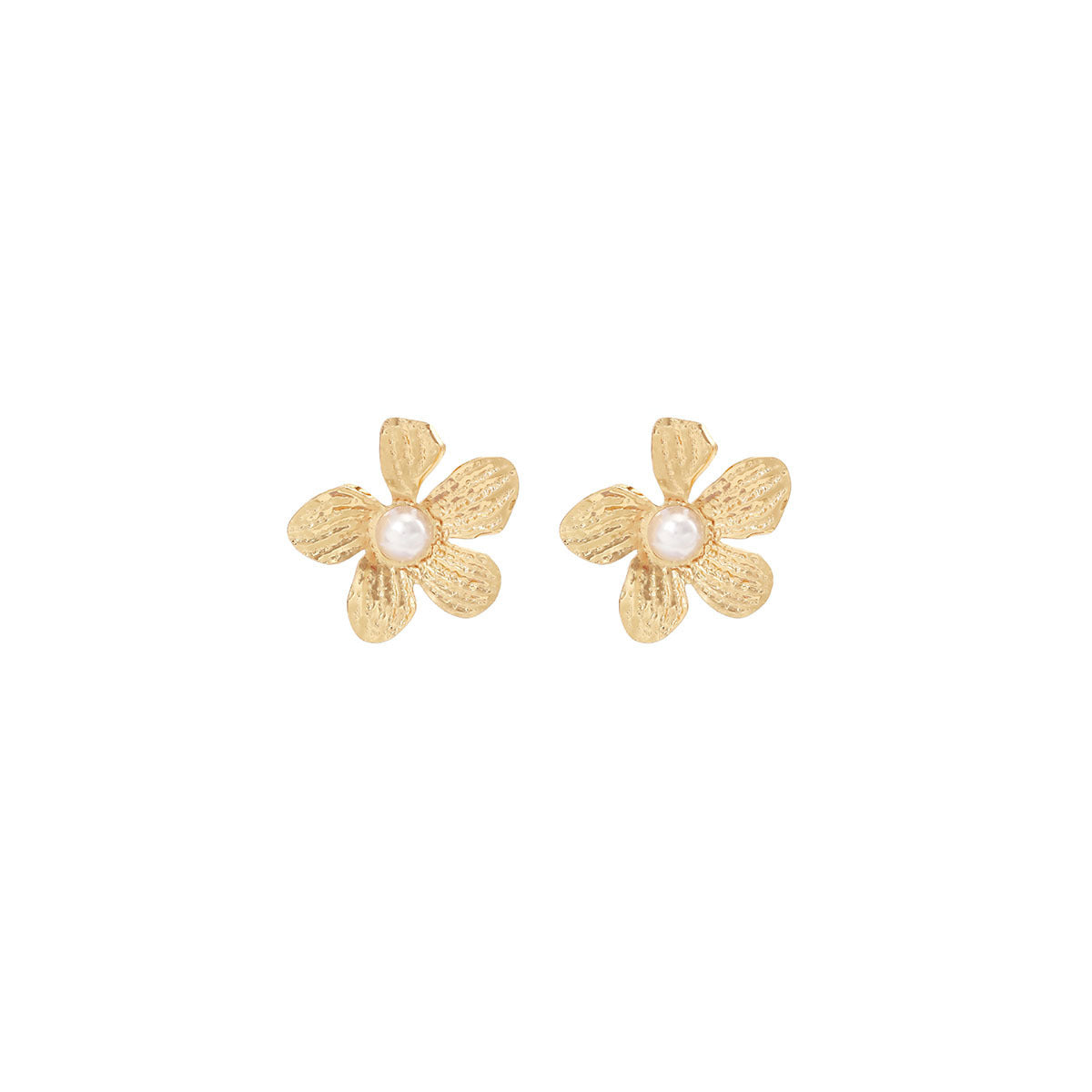 European and American light luxury high-end metal style simple personality earrings women's retro flower pearl hollow love earrings