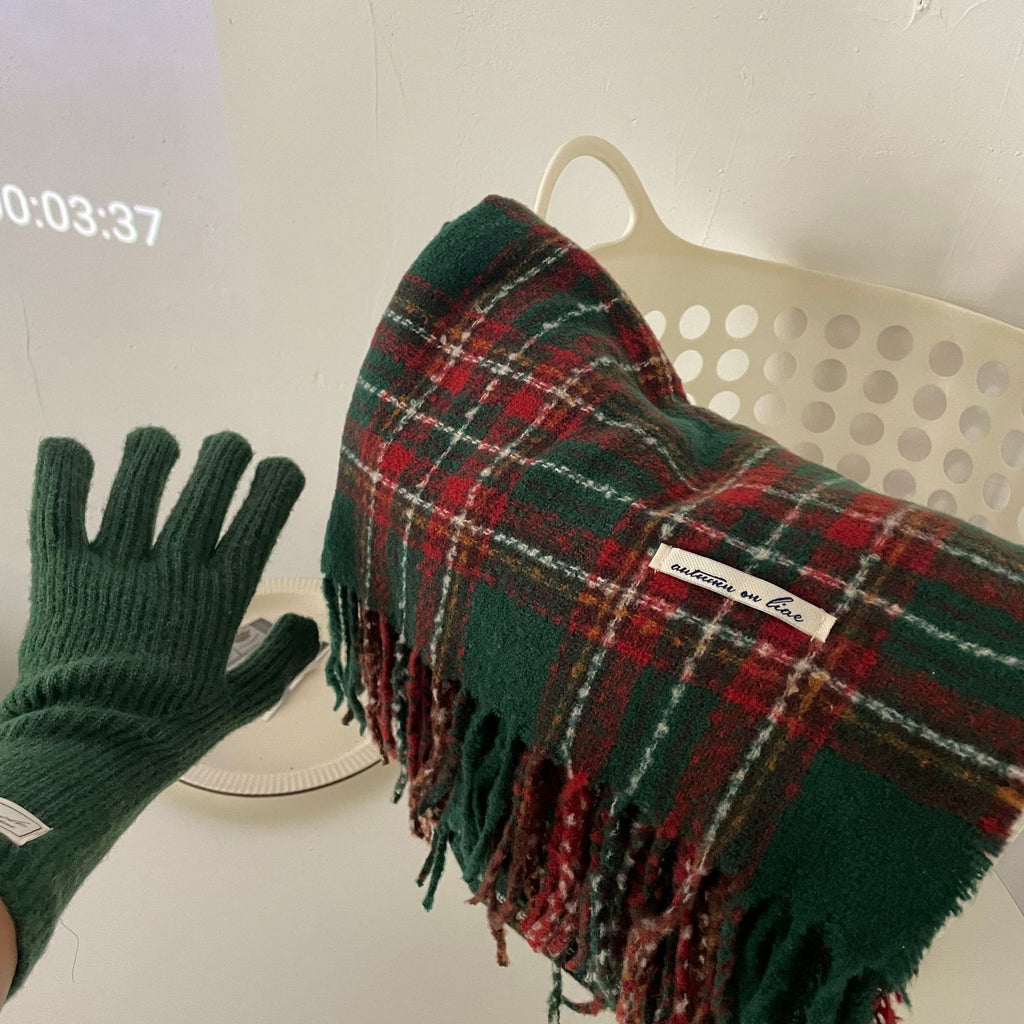 Happy Christmas Plaid Scarf Women's Winter High-end Cashmere Warm Neck Couple's JK Shawl
