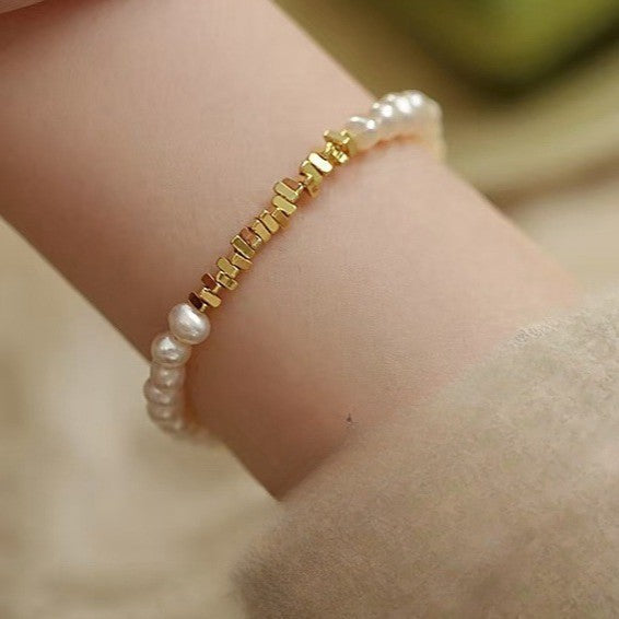 French Style Light Luxury Broken Silver Several Lands Pearl Bracelet Women's Niche Design High-end Sense Square Accessories Retro Exquisite Bracelet